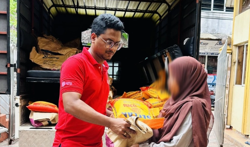 The Best of you are those who Feed others